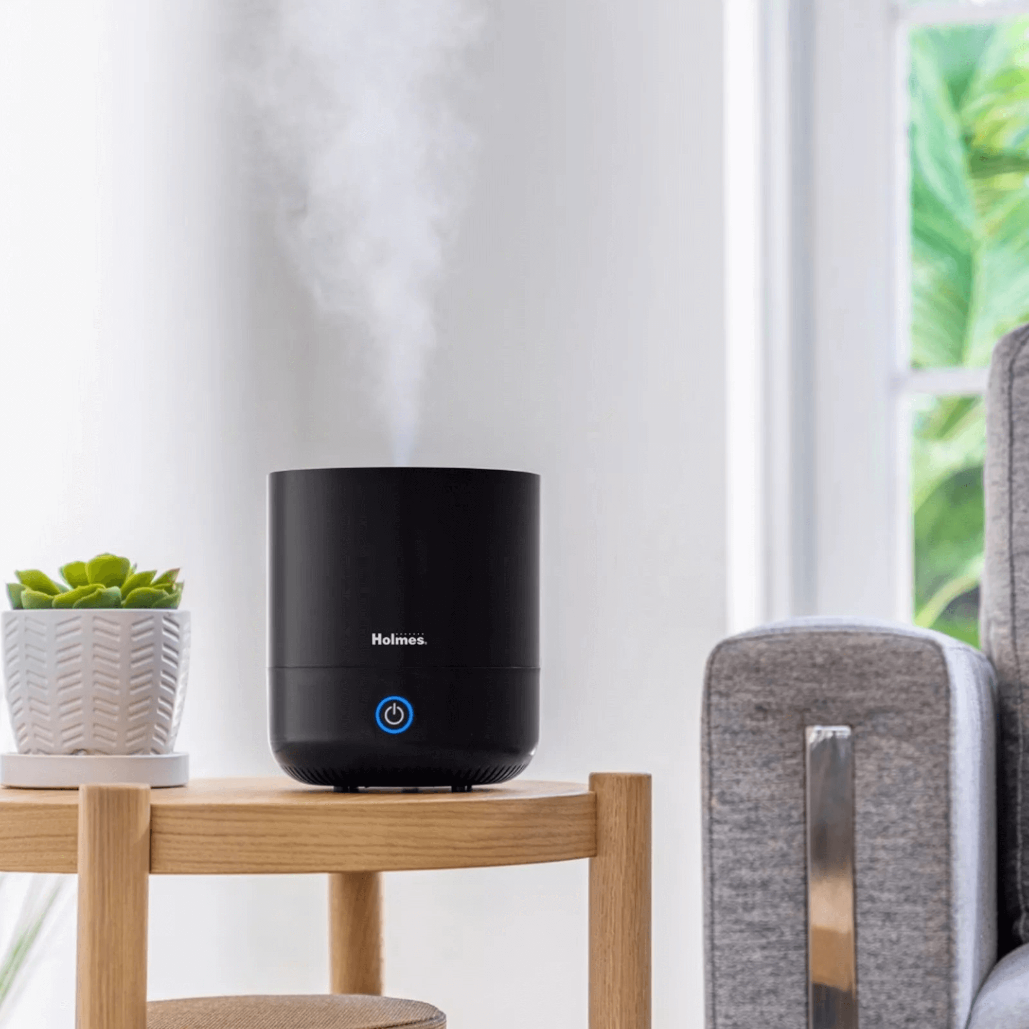 Holmes Ultrasonic Anti-Microbial Cool Mist Top-Fill 0.5L Cylindrical Humidifier Jupiter Gear Home