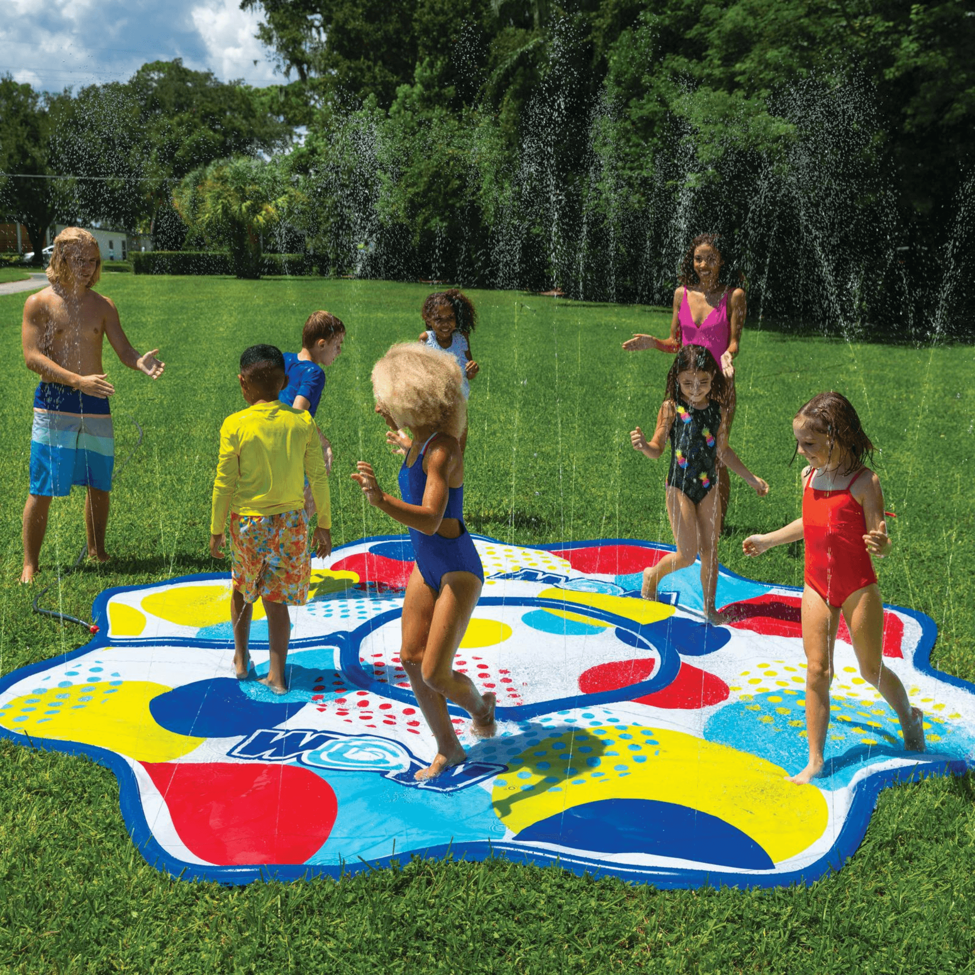 WOW Watersports 12ft Dots Spray Pad with Inflatable Edge Rim to Retain Water Jupiter Gear Home