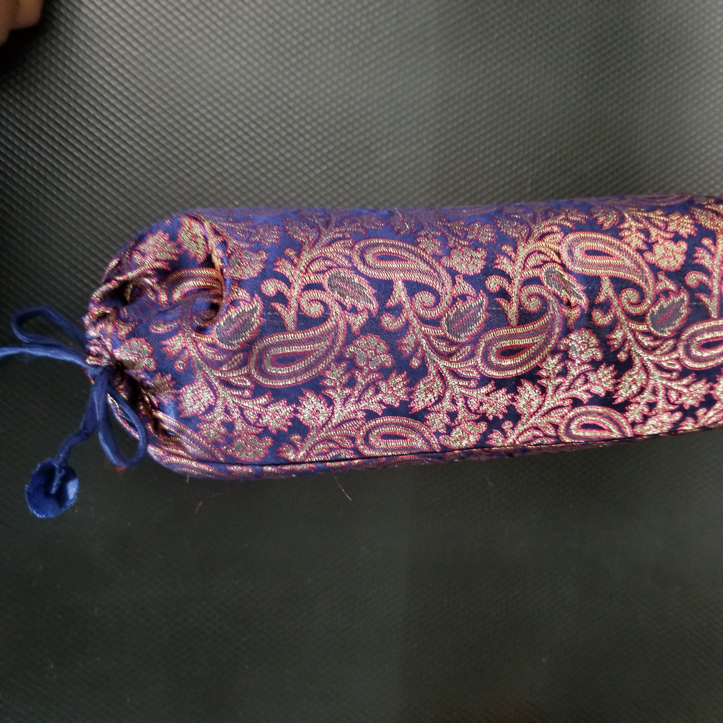 Silk Neck Pillow DC-OMSutra