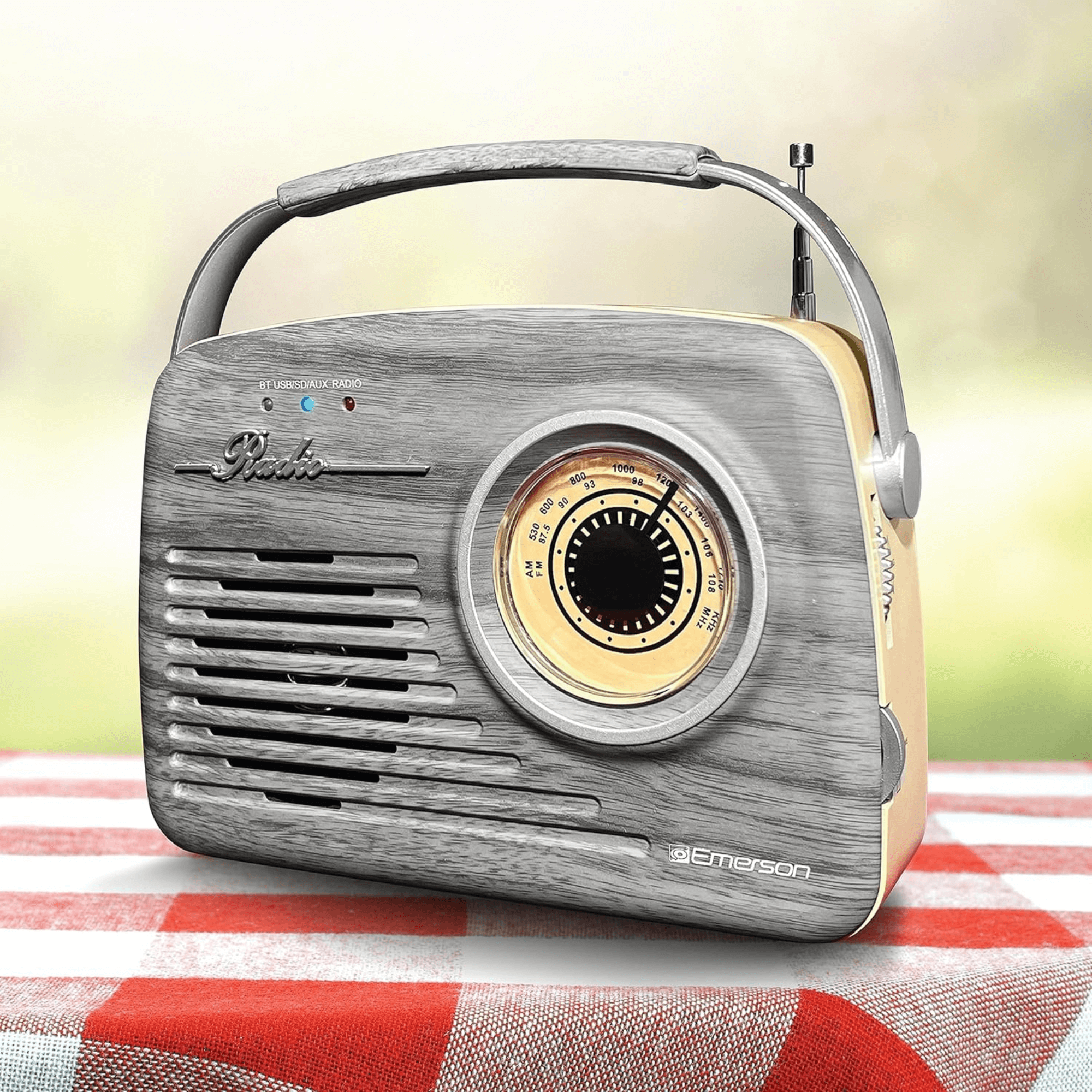 Emerson Portable Retro Radio with Built-In Rechargeable Battery and Memory Set Jupiter Gear Home