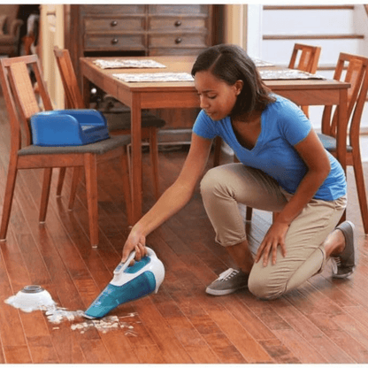 Black &amp; Decker Dustbuster Lithium Wet Dry 2AH Cordless Hand Vacuum Jupiter Gear Home