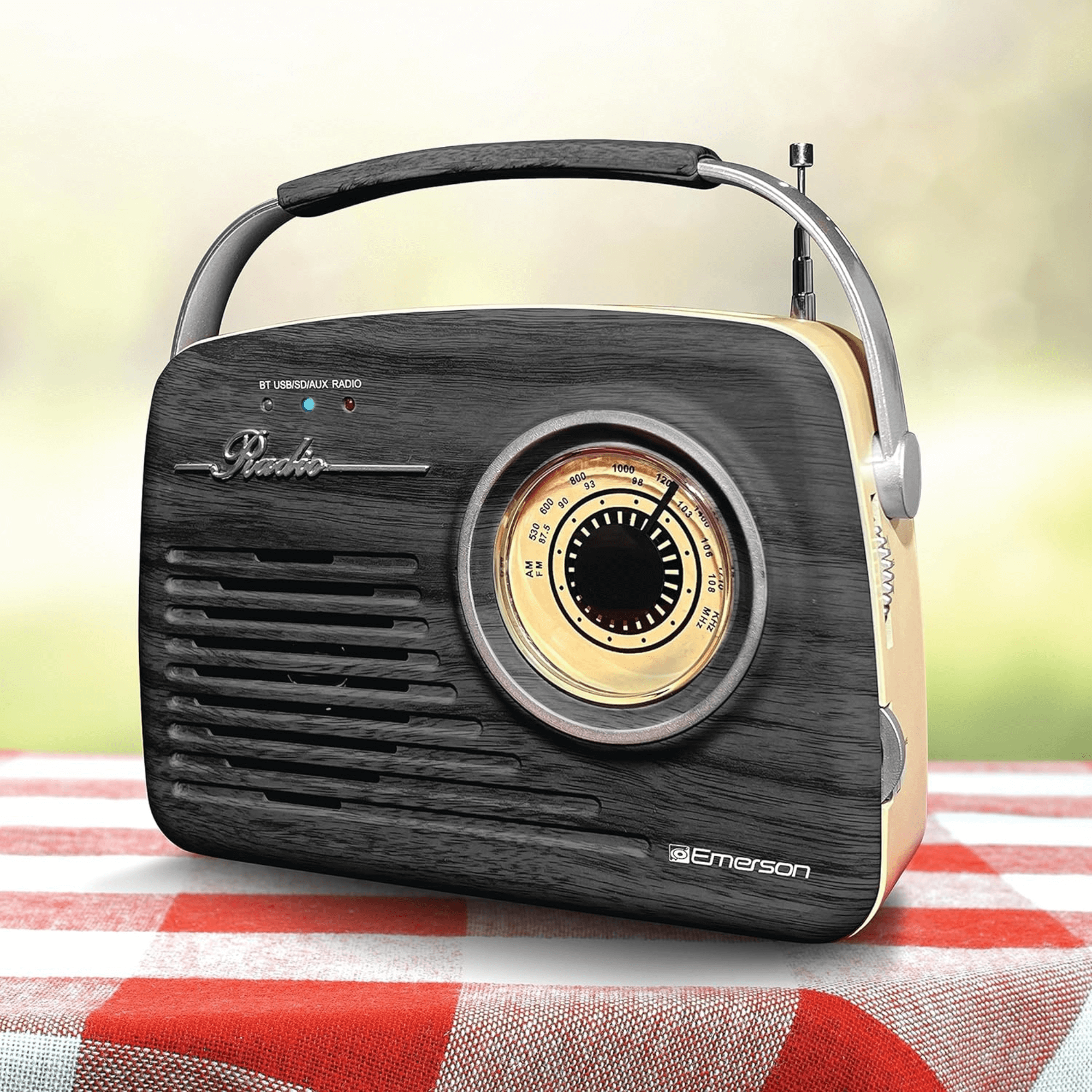 Emerson Portable Retro Radio with Built-In Rechargeable Battery and Memory Set Jupiter Gear Home