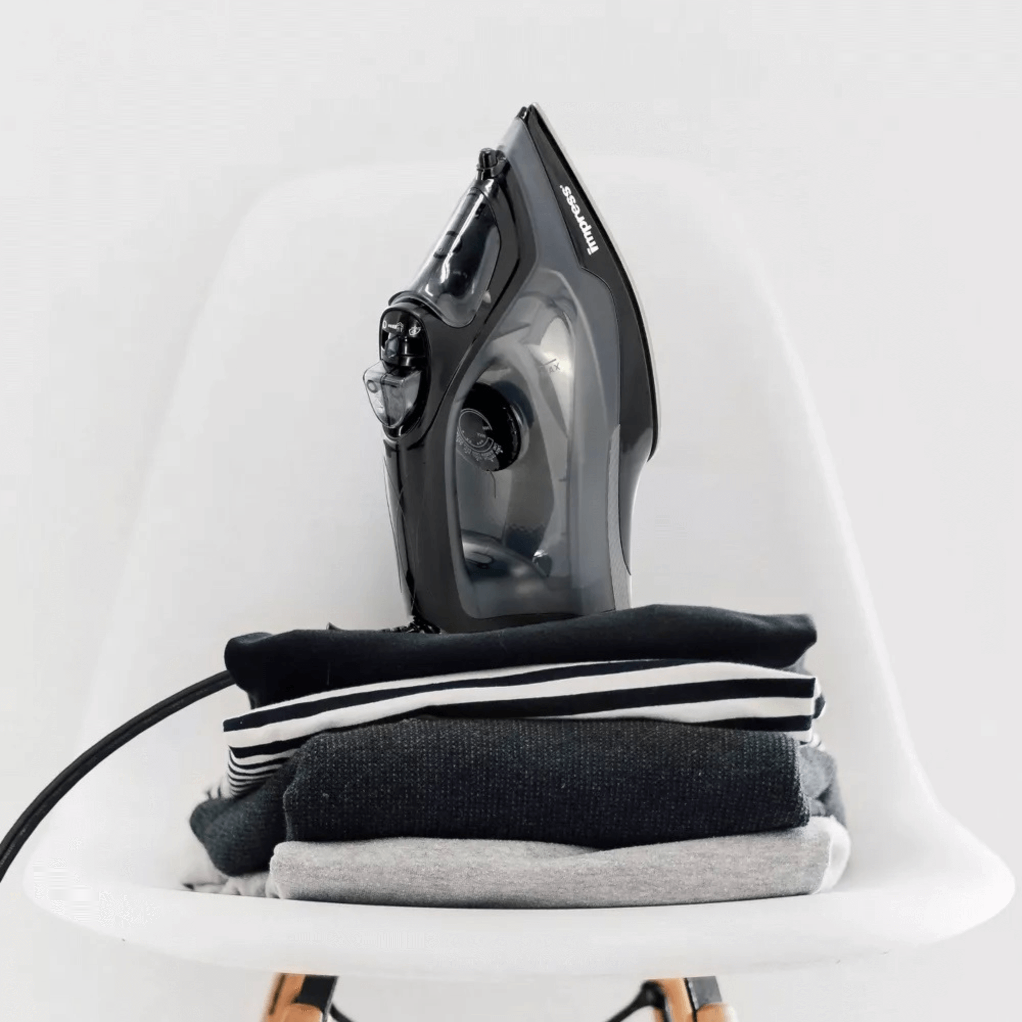 Impress Mid-Size Non-Stick Iron with  Spray-Burst and Auto Shut Off Jupiter Gear Home