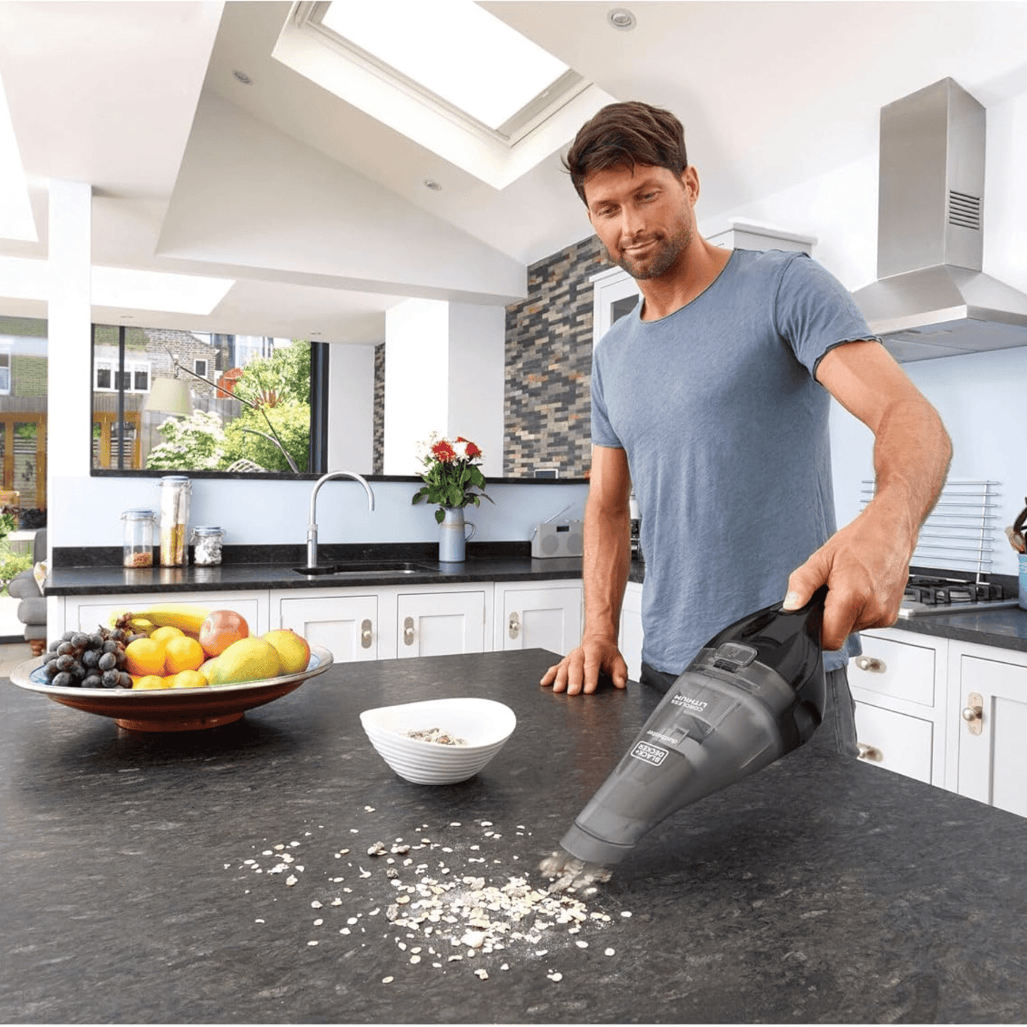 Black &amp; Decker Dustbuster 2.0AH Cordless Hand Vacuum Jupiter Gear Home