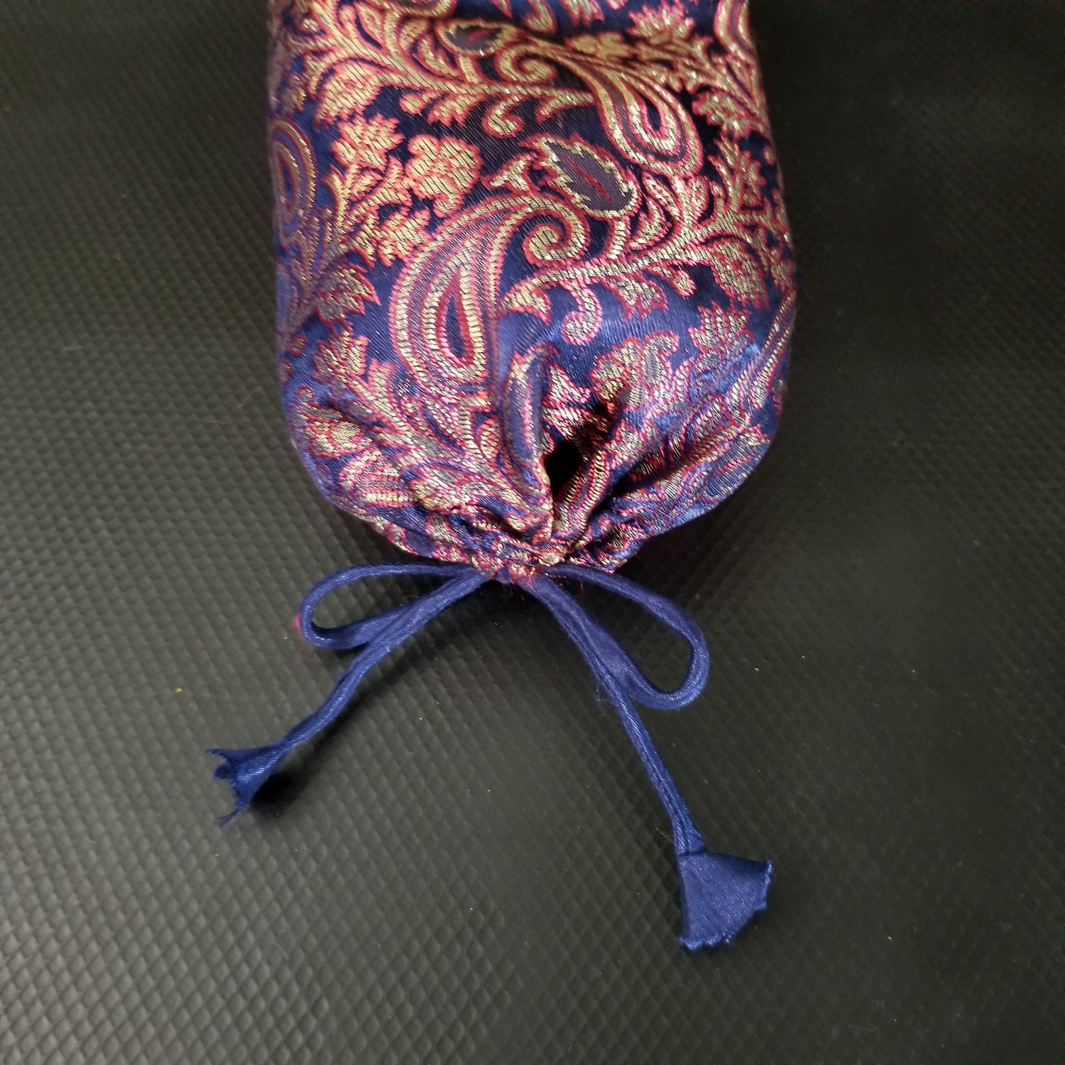 Silk Neck Pillow DC-OMSutra