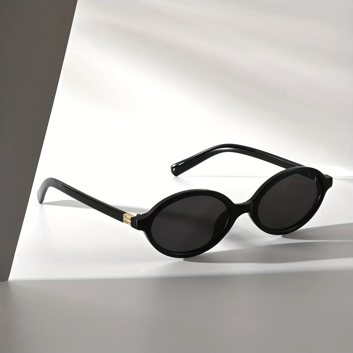 A Pair of Oval Retro PC Glasses for Men and Women with A Small Face Design/versatile for Multiple Indoor Scenes Taj Home Store