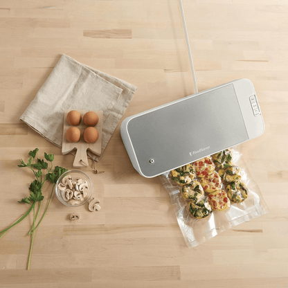 FoodSaver Food Sealer and Kit Vacuum Sealing System with Bonus Handheld Sealer Jupiter Gear Home