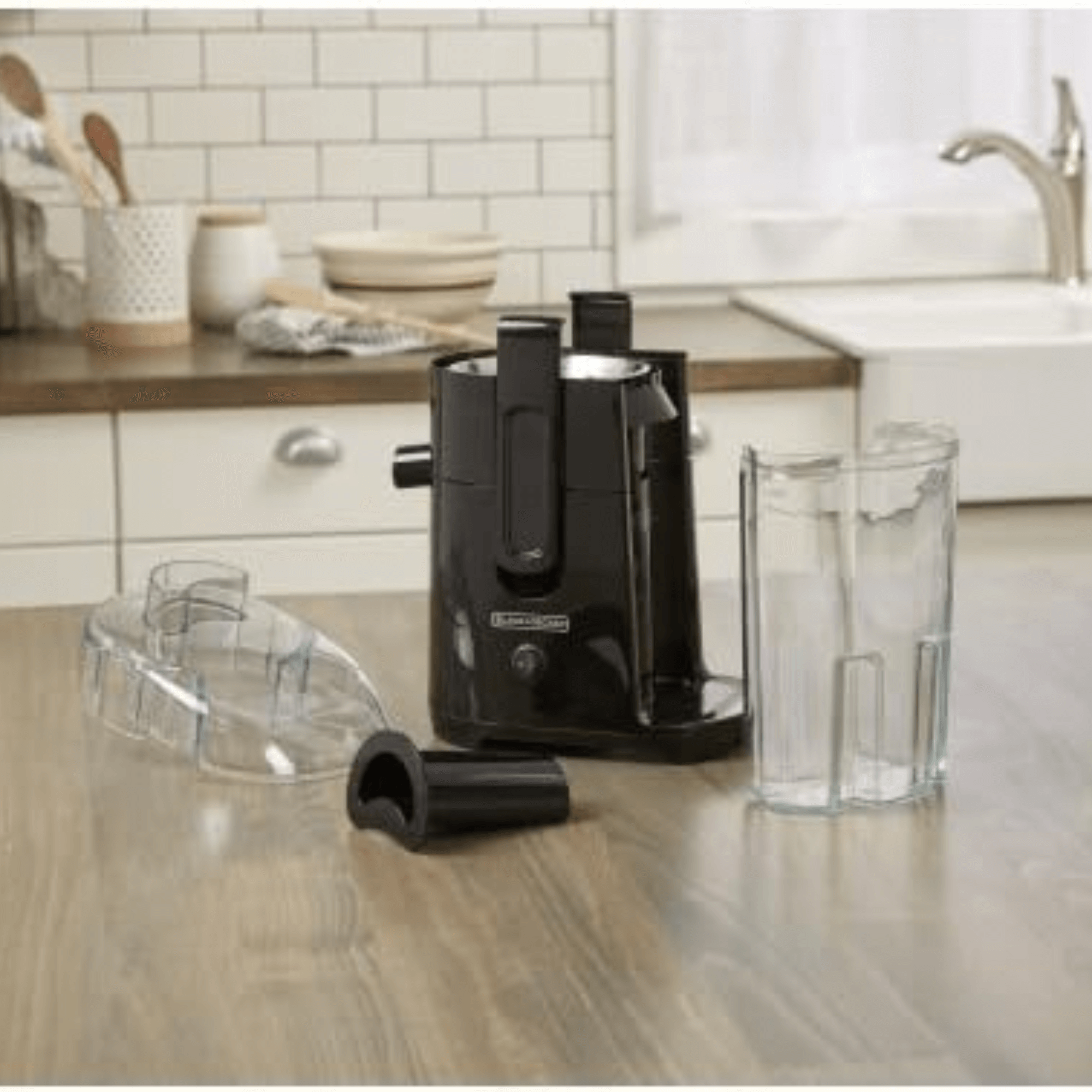 Black &amp; Decker 400-Watt Vegetable and Fruit Juice Extractor Jupiter Gear Home